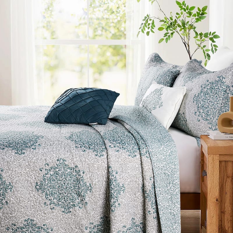 Serenta 6-piece Chelsea Printed Microfiber Quilts Coverlet Set