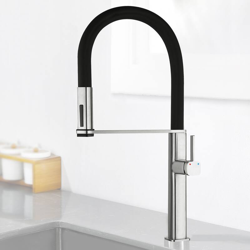 Single Handle Pull-Down Sprayer Kitchen Faucet - Stainless steel