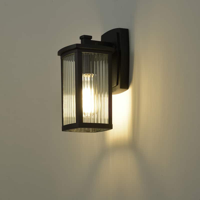1-light Textured Black Outdoor Wall Lantern