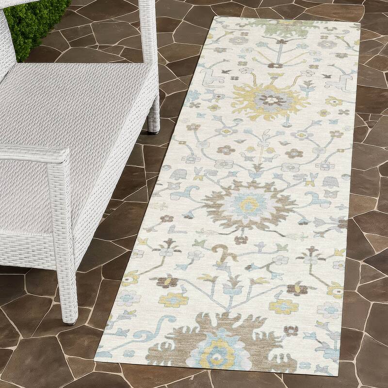 Machine Washable Indoor/ Outdoor Global Dillon Chantille Rug - Ivory - 2'3" x 7'6"