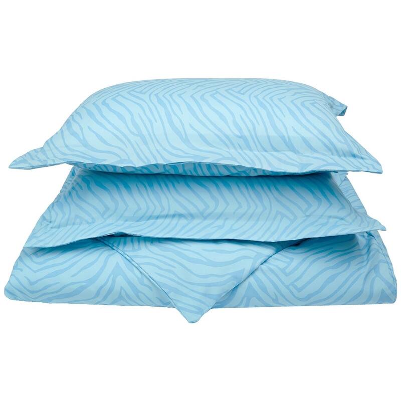 Superior Wrinkle Resistant Animal Print Microfiber Duvet Cover Set - Light Blue - King - Cal King