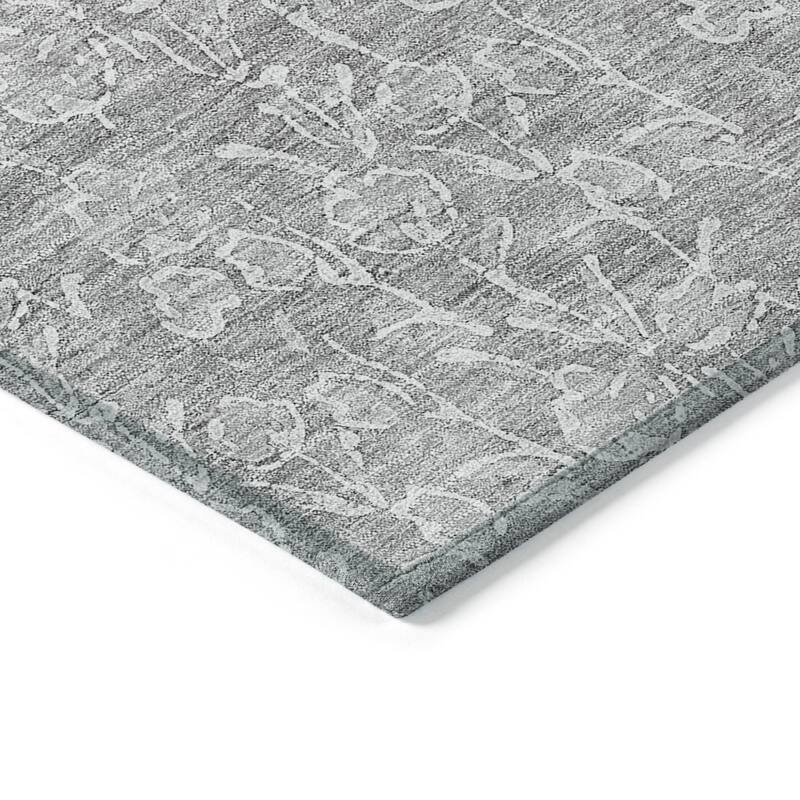 HomeRoots Floral Transitional Rectangle Outdoor Rug