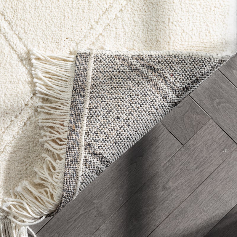 Well Woven Marina Firth Solid High Low Shag Area Rug