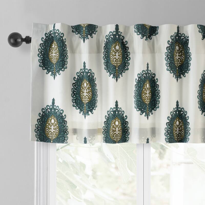 Exclusive Fabrics Mayan Printed Cotton Window Valance - 50 X 19