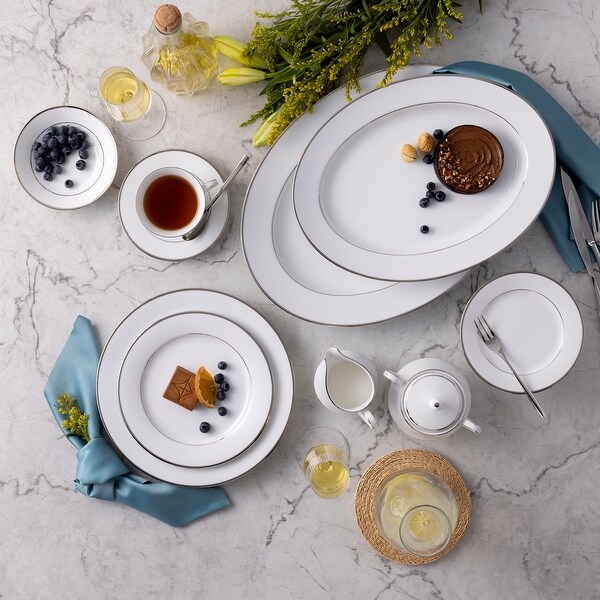 Noritake Spectrum 12-Piece Dinnerware Set, Service for 4 - Bed