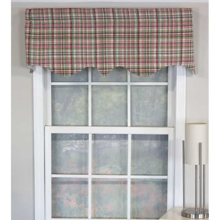 Plaid Regal Valance - Pink