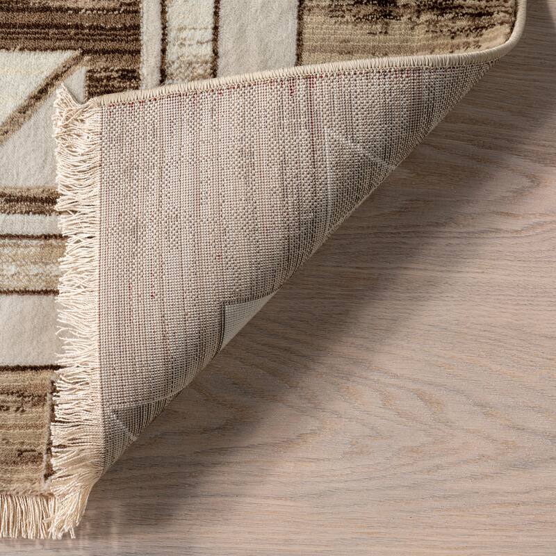 Agave Geometric Fringed Area Rug