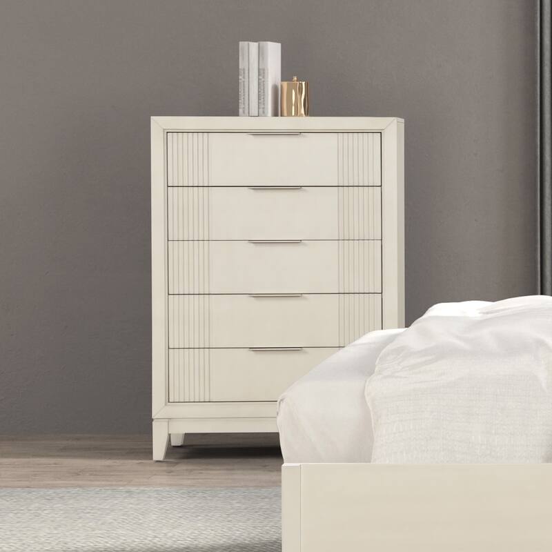 Furniture of America Irwin Antique White Solid Wood 5-Drawer Chest - Antique White