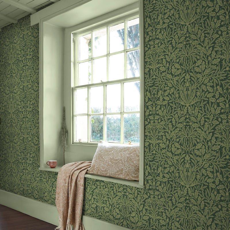 William Morris Acorn Garden Green Wallpaper