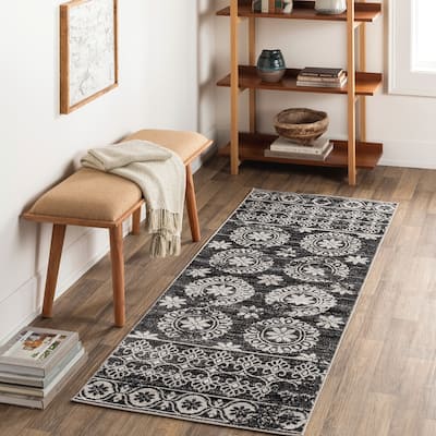 Livabliss Maxen Transitional Machine Washable Area Rug
