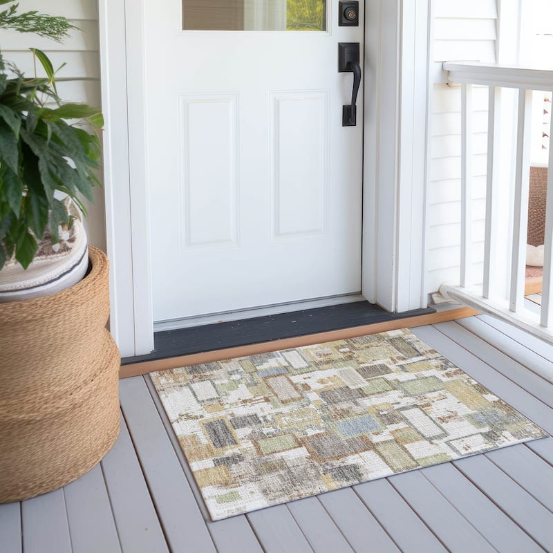 Machine Washable Indoor/ Outdoor Contemporary Geo Chantille Rug - Ivory - 1'8" x 2'6"
