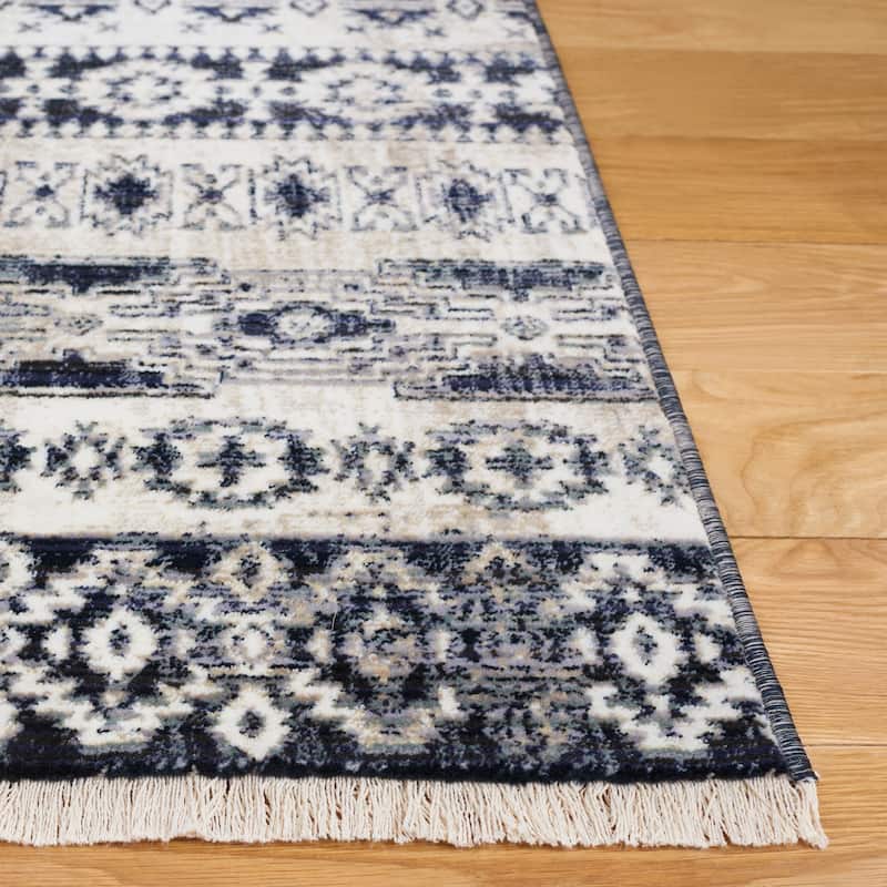 SAFAVIEH Vintage Persian Myrtie Rug