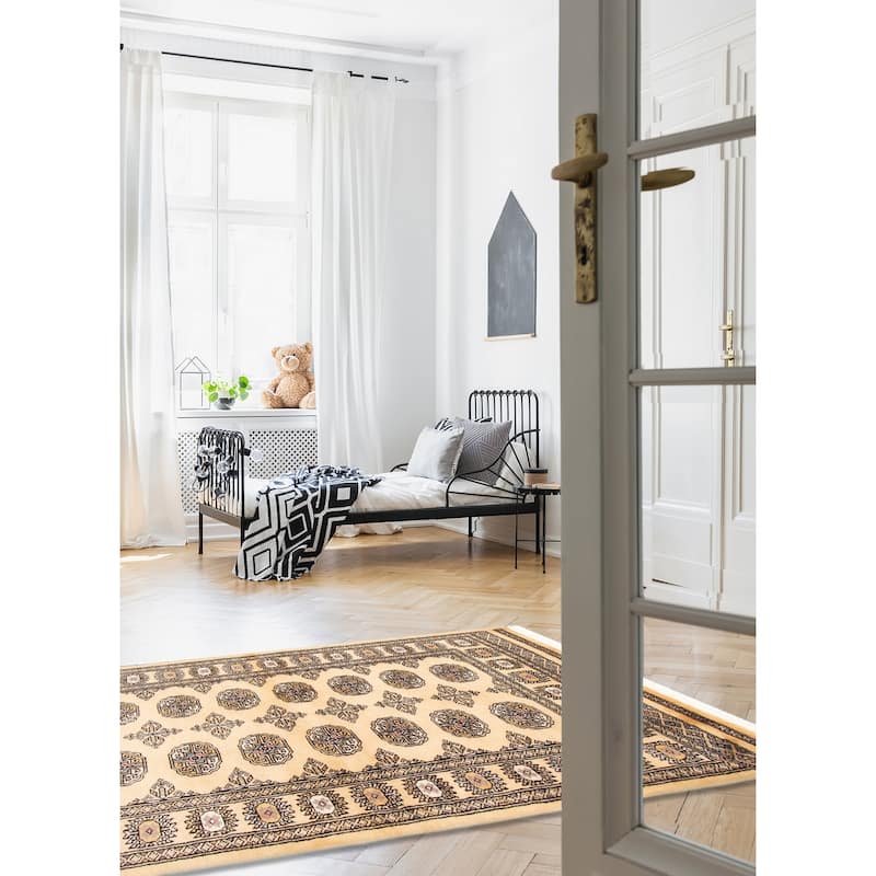 ECARPETGALLERY Hand-knotted Peshawar Bokhara Beige Wool Rug - 3'1 x 5'4