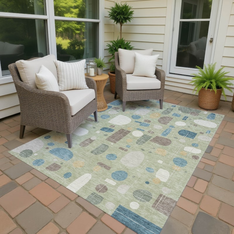 Machine Washable Indoor/ Outdoor Contemporary Fun Chantille Rug - Aloe - 8' x 10'