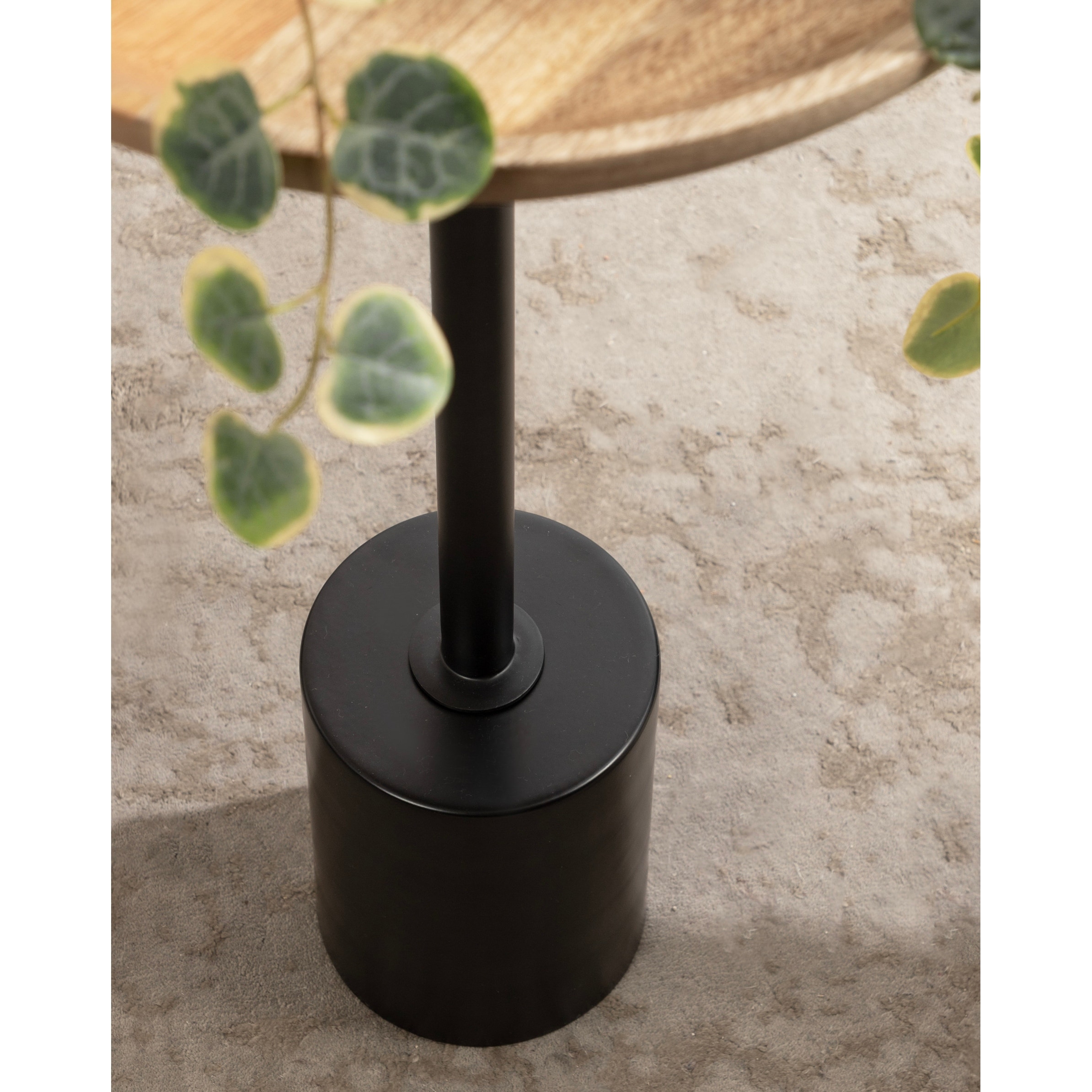 Kate and Laurel Xyler Wood and Metal Side Table - Overstock - 40891624