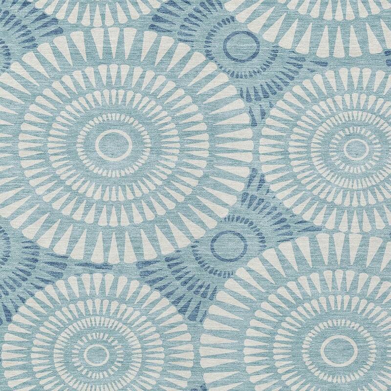 HomeRoots Geometric Transitional Rectangle Outdoor Rug