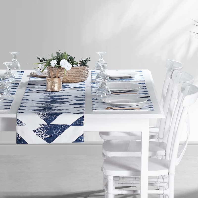 Exclusive Fabrics Triad Printed Cotton Table Runner & Placemats