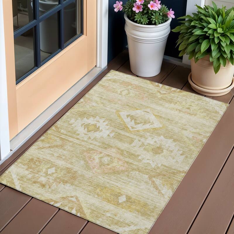 HomeRoots Southwestern Transitional Rectangle Outdoor Rug - 3' x 5'