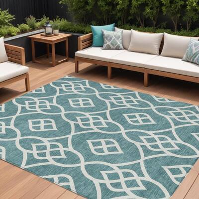 HomeRoots Trellis Transitional Rectangle Outdoor Rug