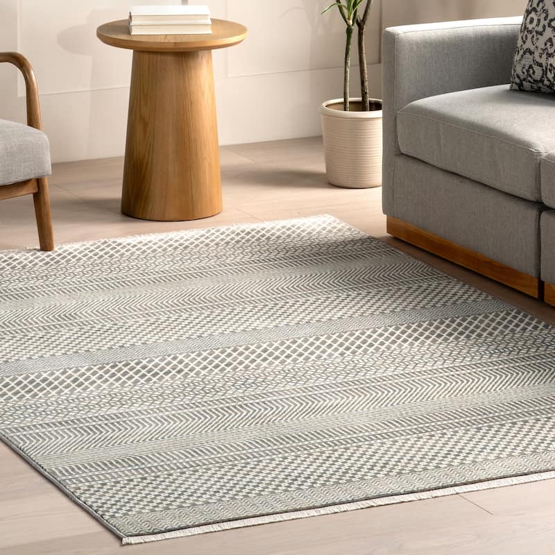 Nuloom Lavender Geometric Fringe Area Rug