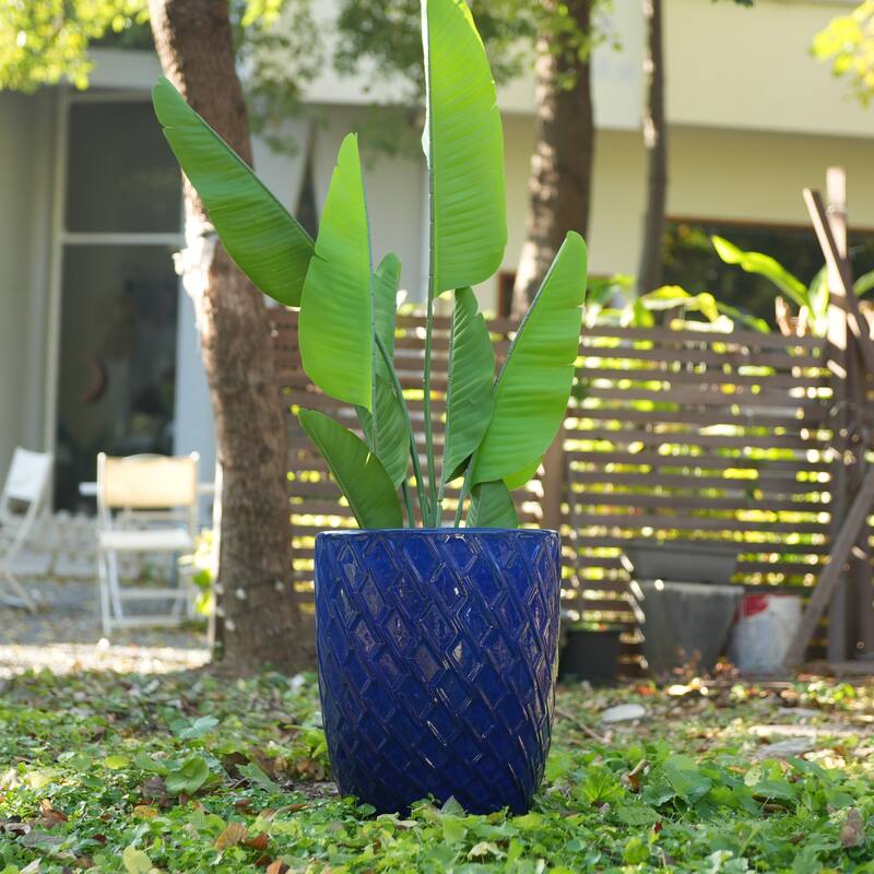 Elegant Ceramic Pot with Diamond Pattern for Indoor-Outdoor Plants