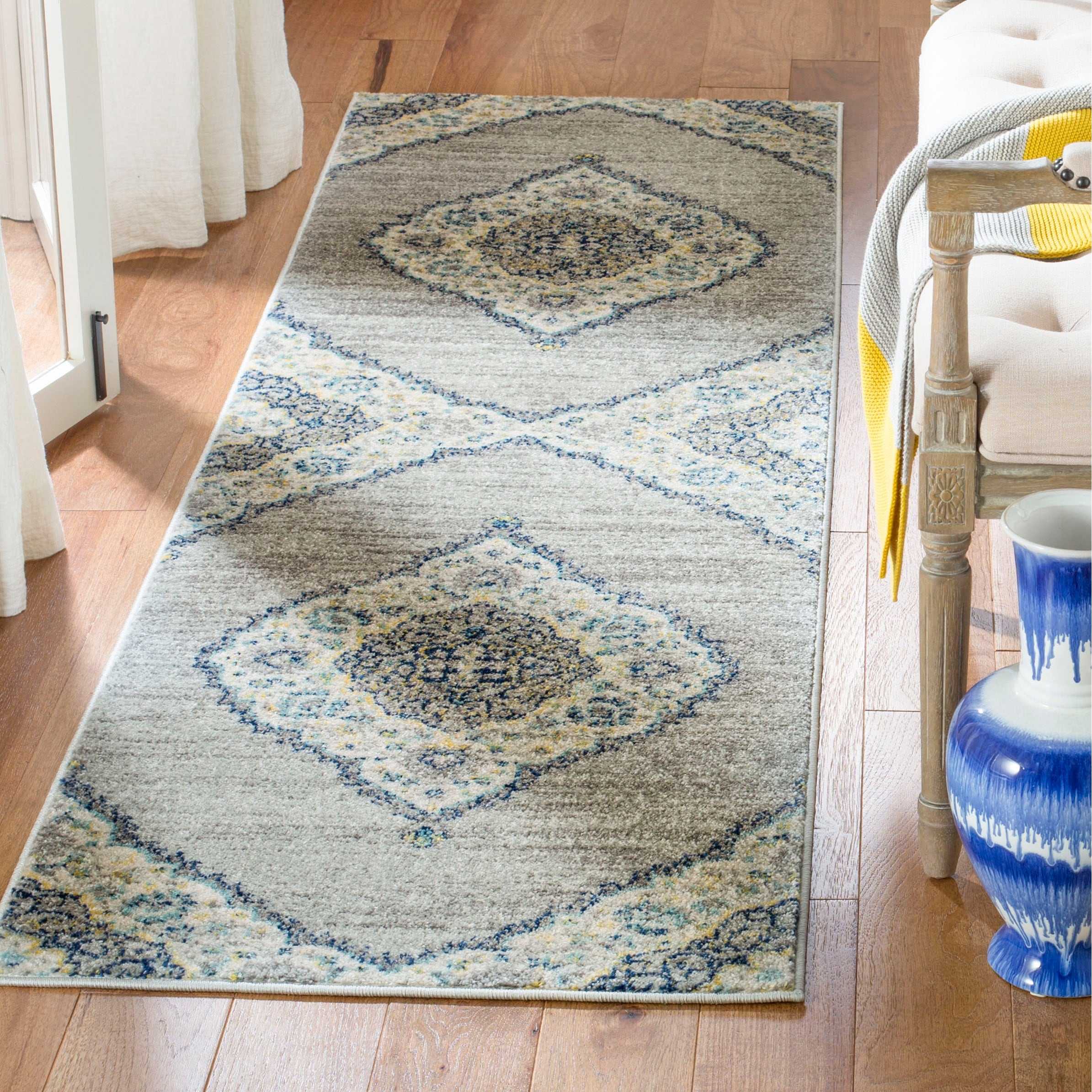 SAFAVIEH Madison Juliet Vintage Boho Boho Oriental Rug