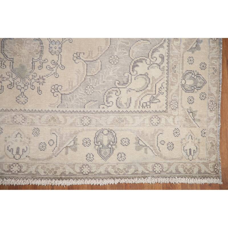Hand Knotted Oriental 100% Wool Carpet Traditional Medallion Beige & Ivories Tabriz Area Rug - 8' 11'' X 6' 2''
