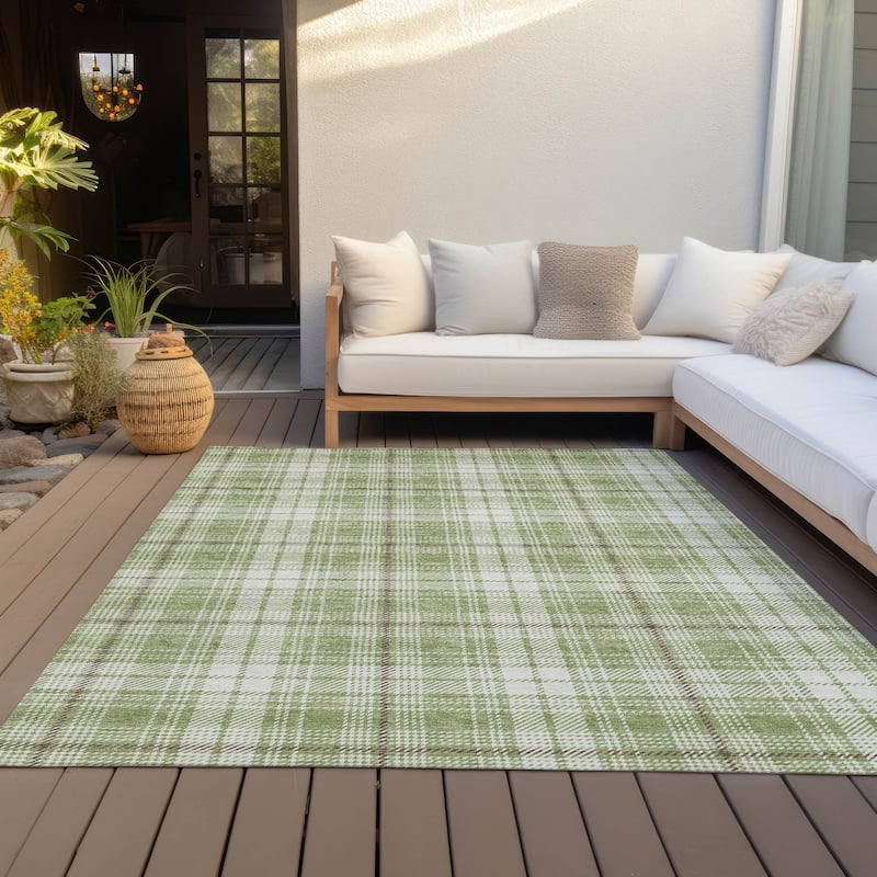 Machine Washable Indoor/ Outdoor Plaid Chantille Rug