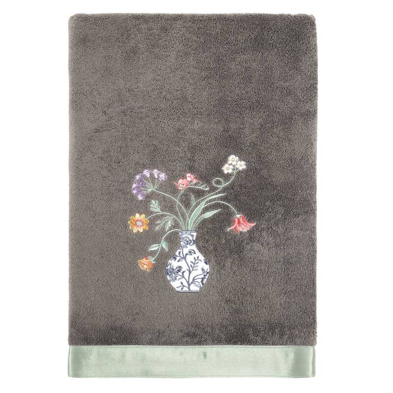 Authentic Hotel and Spa 100% Turkish Cotton Stella 4PC Embellished Towel Set
