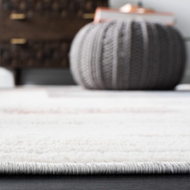 SAFAVIEH Shivan Jindra Modern Distressed Rug