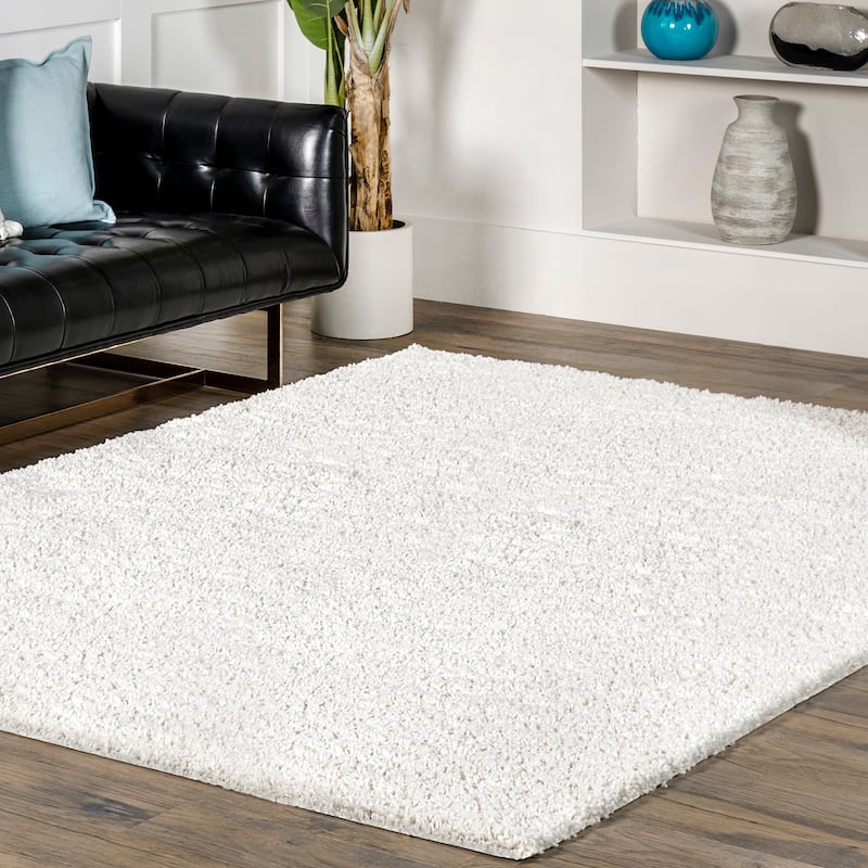 Nuloom Scarlett Modern Plush Shag Area Rug