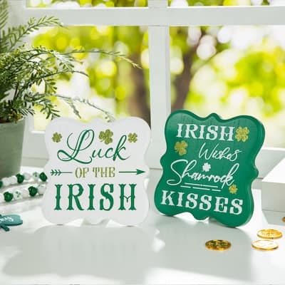Glitzhome Set of 2 St. Patrick's Wooden Table Signs Decor