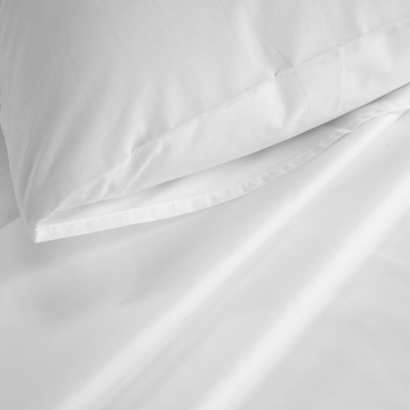 Saturday Linens by HiEnd Accents Vesper 350TC Sateen Classic Hotel Style 4 Piece Sheet Set