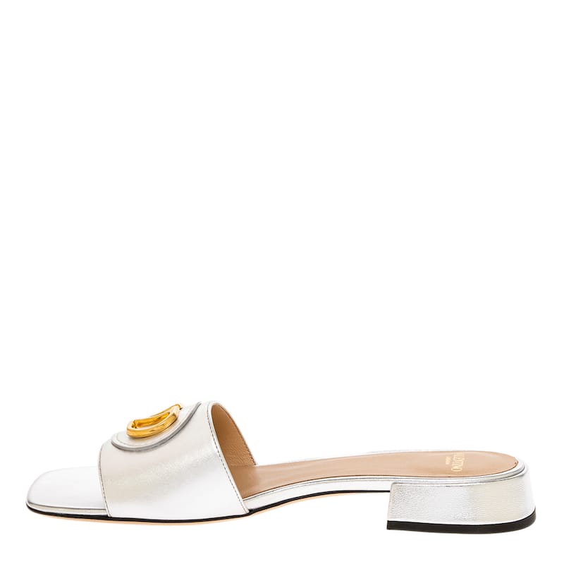 Valentino VLogo Signature Slides