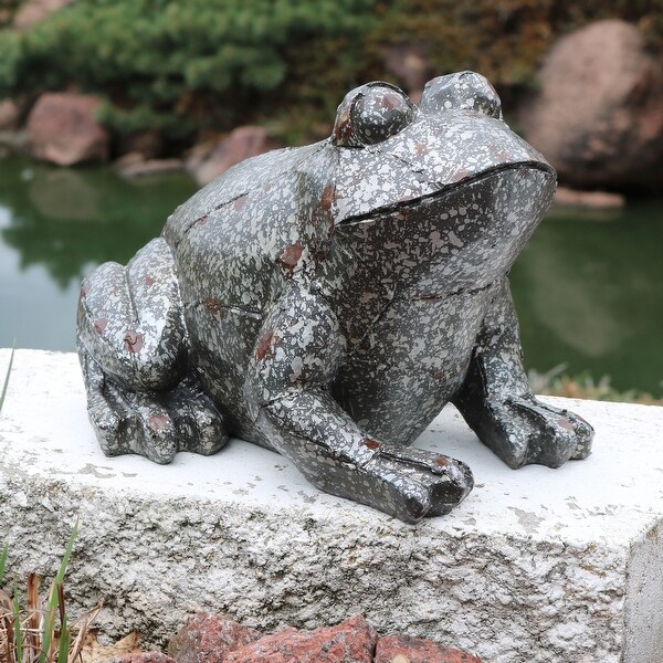lawn frog statues