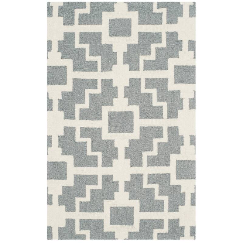 SAFAVIEH Handmade Four Seasons Dashamira Floral Rug