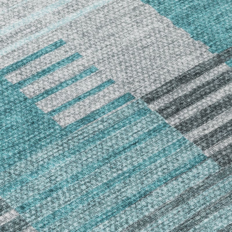 Machine Washable Indoor/ Outdoor Chantille Contemporary Stripes Rug
