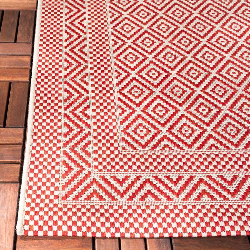 SAFAVIEH Courtyard Lenaik Indoor/ Outdoor Waterproof Patio Backyard Rug