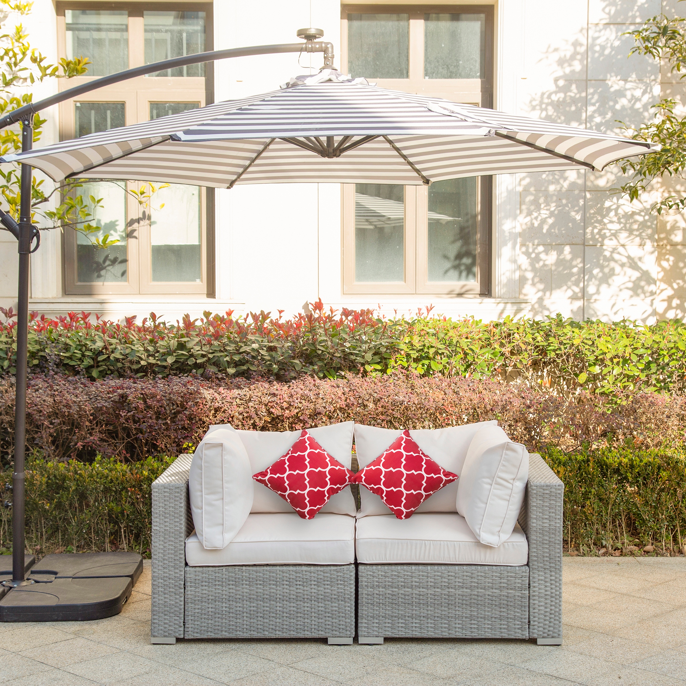Plastic wicker loveseat hot sale