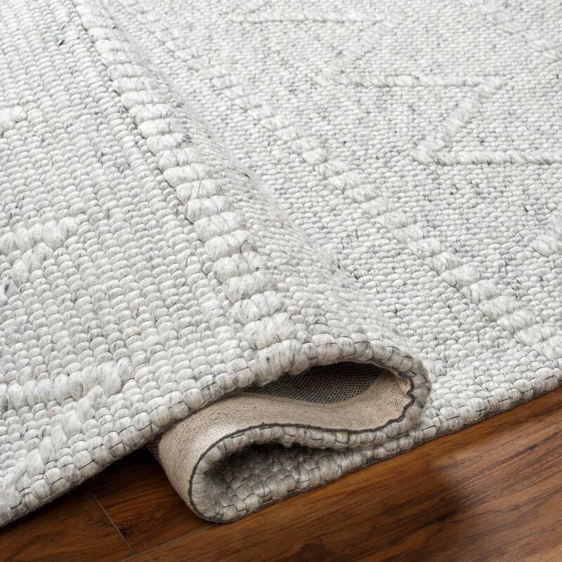 Bailee Modern & Contemporary Area Rug