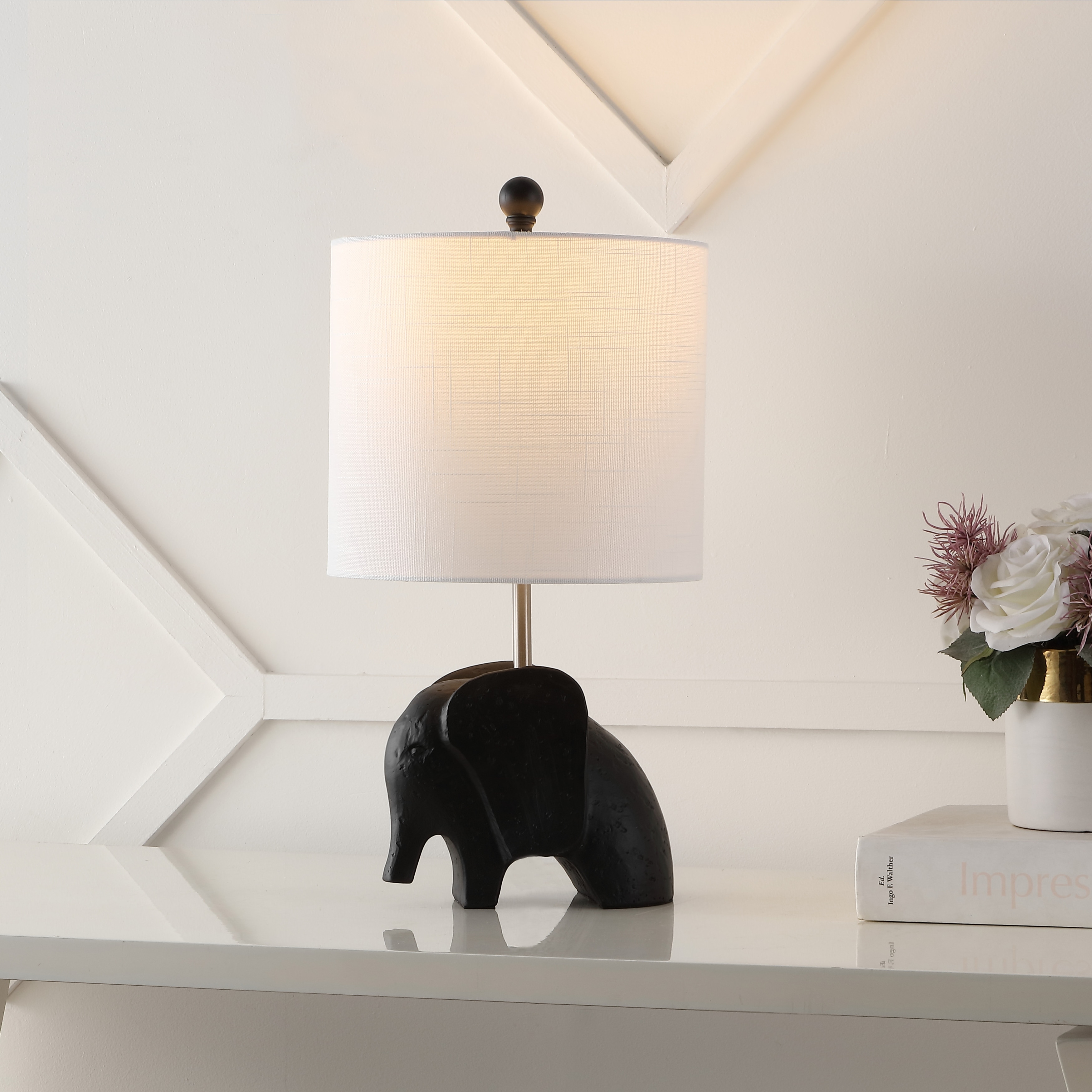 JONATHAN Y Harlow 17.5" Eclectic Southwestern Resin/Iron Elephant LED Kids Table Lamp