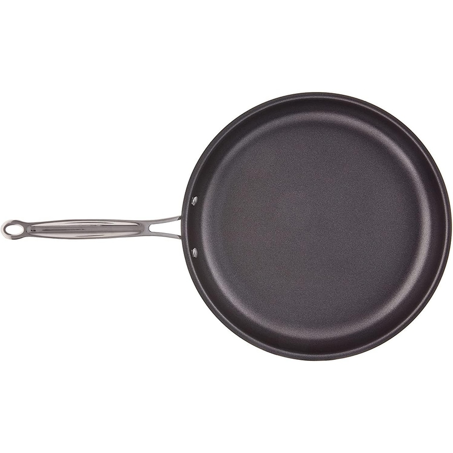 https://ak1.ostkcdn.com/images/products/is/images/direct/34624e219ef52a28ee7a11846e309a83527dbf98/Cuisinart-622-30G-12-Inch-Skillet%2C-Nonstick-Hard-Anodized-with-Glass-Cover.jpg