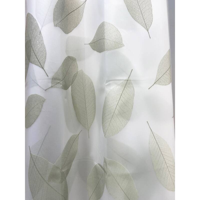 70" x 72" Leaf Pattern Shower Curtain
