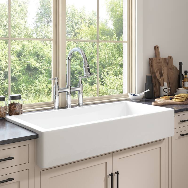 Bridge Kitchen Faucet with Pull-Down Sprayhead in Spot