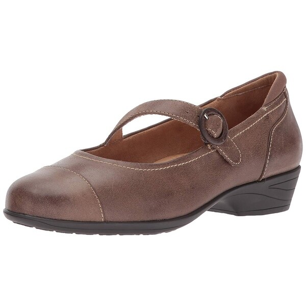 softwalk mary jane shoes