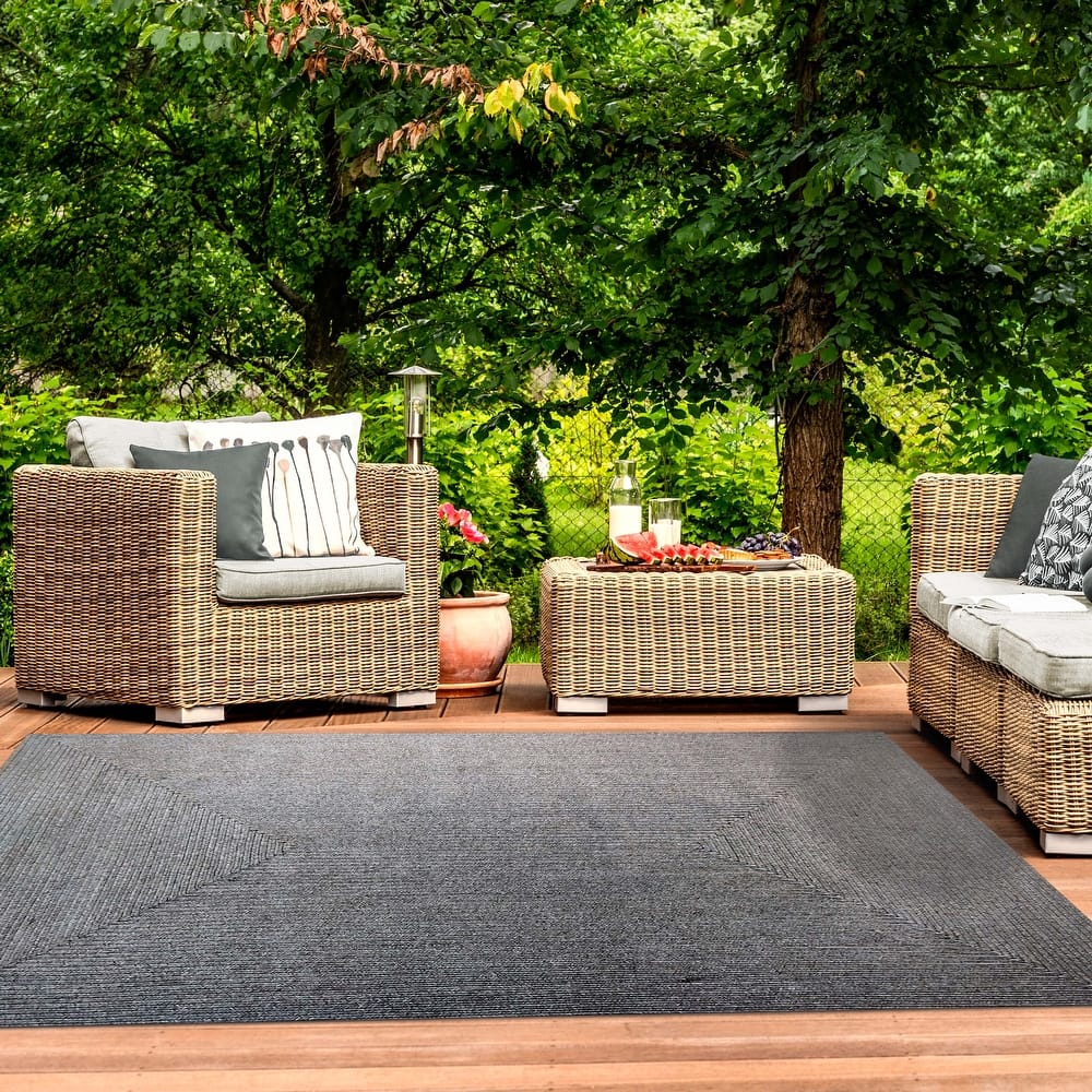 Superior Braided Reversible Indoor/Outdoor Area Rug