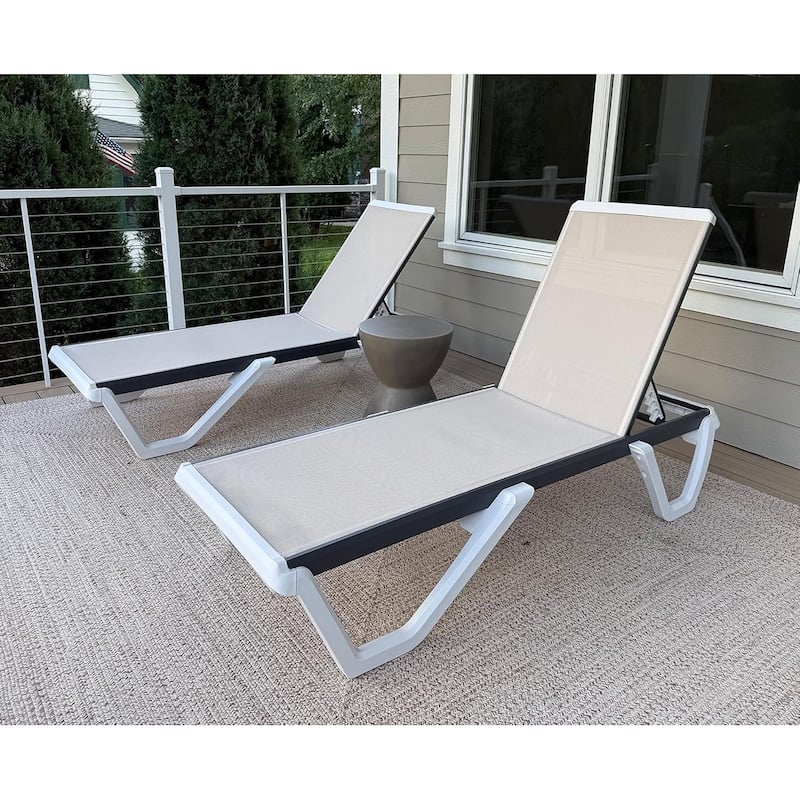 PURPLE LEAF 2-Pack Outdoor Chaise Lounge Set - Plastic & Aluminum Frame, Stackable, for Poolside Sunbathing, Beach, Yard - Beige