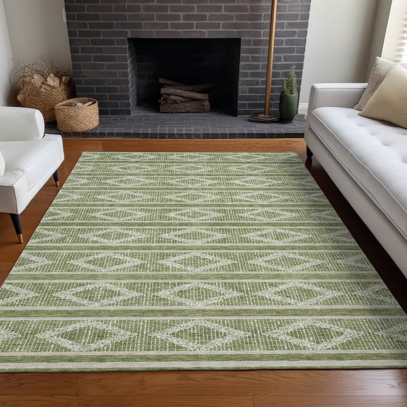 Machine Washable Indoor/ Outdoor Diamond Stripe Chantille Rug