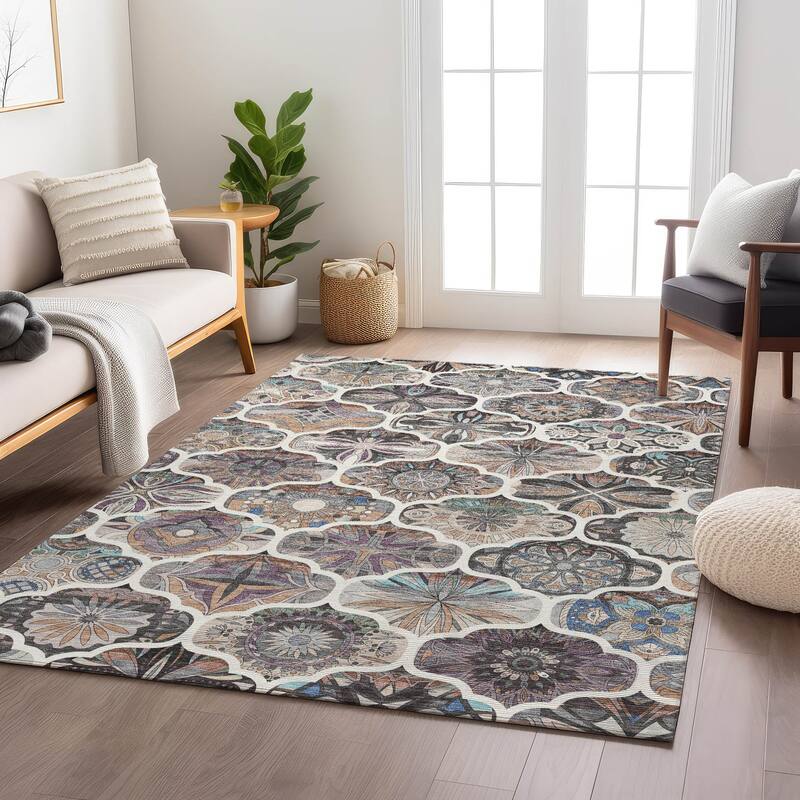 Machine Washable Indoor/ Outdoor Trellis Mosaic Chantille Rug