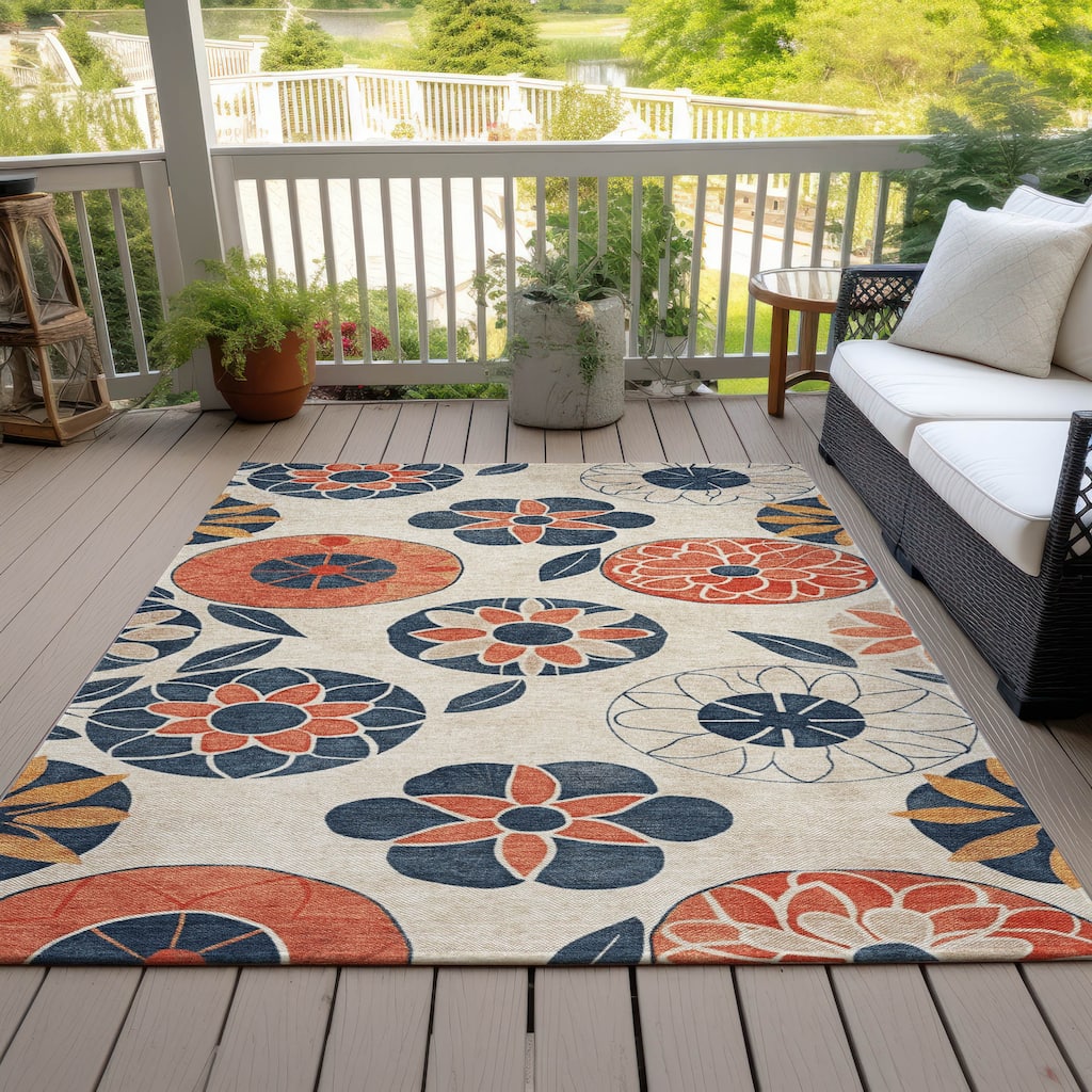 Machine Washable Indoor/Outdoor Transitional Floral Chantille Rug